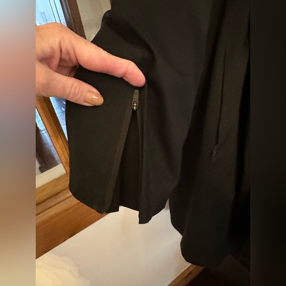 Kirkland Signature Women's 3-in-1 Parka Coat Removable Hood 2x - Picture 8 of 9